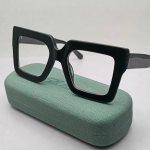 Oversize Carrée – Audacieux et Moderne